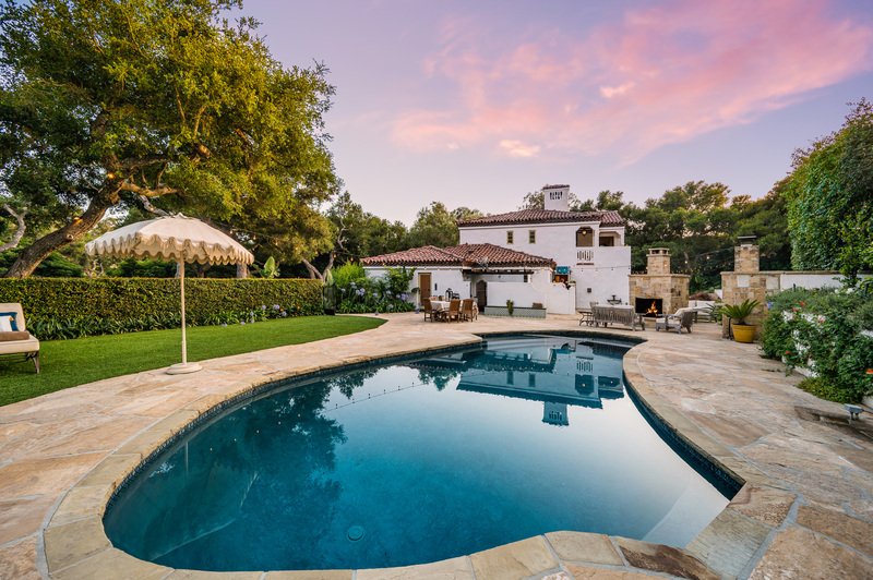 alberca-casa-frontal